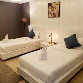 Curve Boutique Hotel