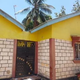 Home for holiday at Urithi Eastate Utange