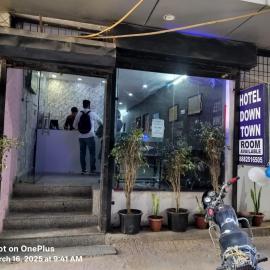 Hotel DownTown, hotel in New Delhi