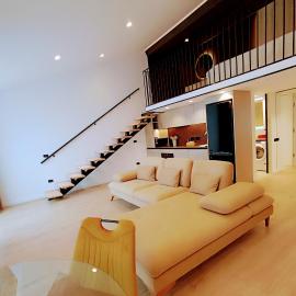 Tirana Sunset Retreat Stylish Loft by the Lake Park, hotel in Sauk