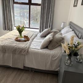 Apartment 1 The Baileys Cwm 2 Bedroom Sleeps 4