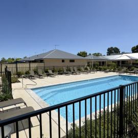 Brand-New Unit in a Modern Complex – Your Perfect Getaway!, hotelli kohteessa Williamstown