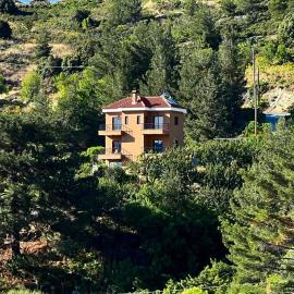 Villa Callione - Amazing view, ξενοδοχείο στην Κυπερούντα