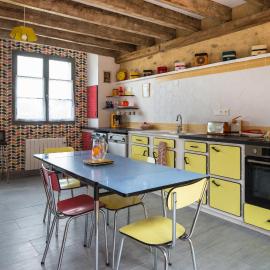 So Vintage - Gite seventies en Anjou、Sermaiseのホテル