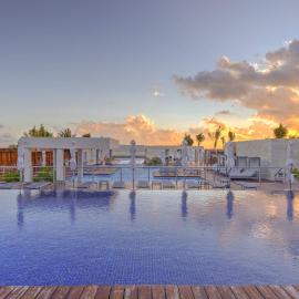 La Amada Residences Private Beach Getaway with Pools & Gym