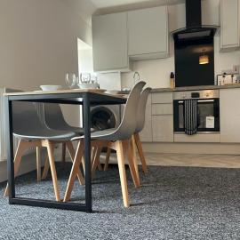 Linen Loft Apartments, Olympia Arcade, High Street, Kirkcaldy, KY1 1QF, hotel u gradu 'Fife'