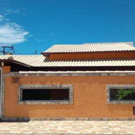 Casa com piscina em Cabo Frio Unamar