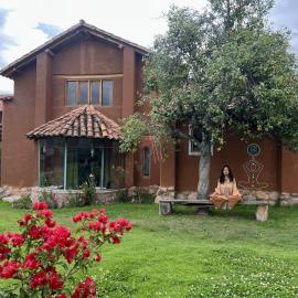 KinsaPacha, hotel in Urubamba