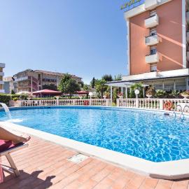 Hotel Apollo, hotel en Rímini