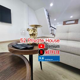 52PrivateHouse บ้านพักส่วนตัว ใจกลางเมือง Free Netflix & Youtube premium, hotel di Lampang