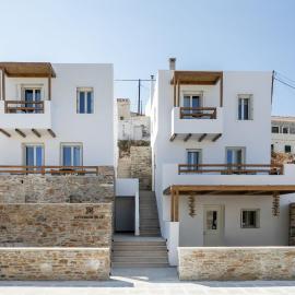 Kythnos Blue - Suite 1 Sea View, Walk to the beach, hotel in Loutra