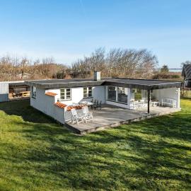 Nice Home In Vinderup With Wifi, hotel in Vinderup