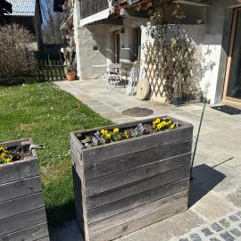 Dans hameau, près des pistes logement de plein pied au calme, hotel em Taninges
