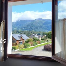 Appartement calme dans maison avec jardin