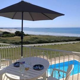 Vue mer panoramique, plage à pied, piscine chauffée, hotel em Guidel