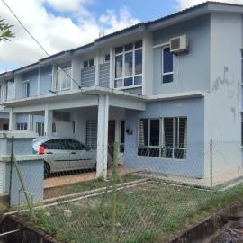Arif & Asna Family's HOMESTAY, hotel i Pasir Mas