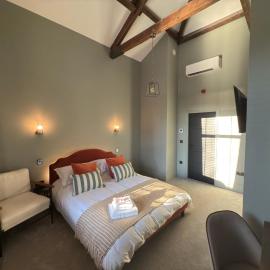Akroyd House - The Wainhouse Room, hotel a Halifax