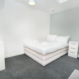 Compact & Cosy Central Coventry Budget Studio
