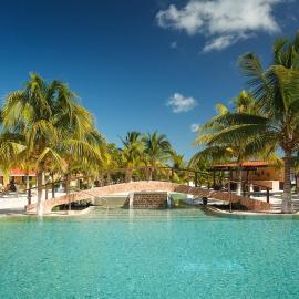 Oceanfront, 2 huge pools, Relax and enjoy Celestun Nature