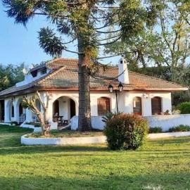 Casa de campo para hospeda y eventos، فندق في Estanislao S. Zeballos
