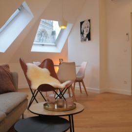 Charming Apartment with Cathedral View! On the 4th floor