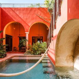 CASA EEB - 4BR Home Colonial Elegance Downtown Merida