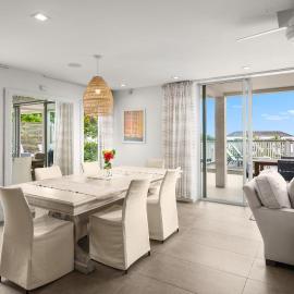 Villa TreeHaus Paradise Overlooking Grace Bay, hotel in Providenciales