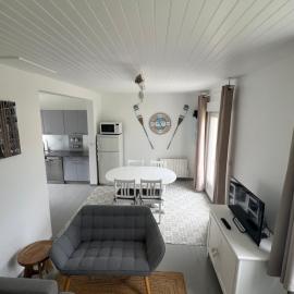 Gîte Le Coquillage, 50m de la mer, hotel in Saint-Germain-sur-Ay
