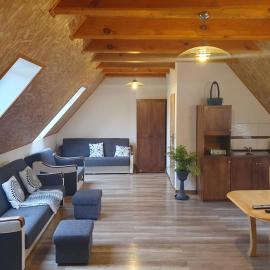 Dom Porost, hotel a Porost