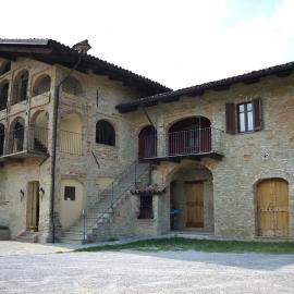 Casapecchenino, Hotel in Dogliani