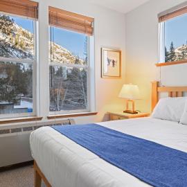 Palisades Tahoe Lodge Rentals Premium Fireplace One Bedroom #807