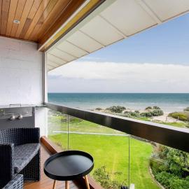 Seascape - 2 Bed Ocean View with BBQ