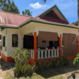 La Passe Guesthouse Self Catering Bungalow