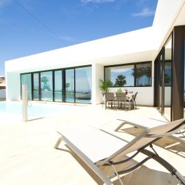 Villa Mendoza - By AZ Rentals, Hotel in Güime