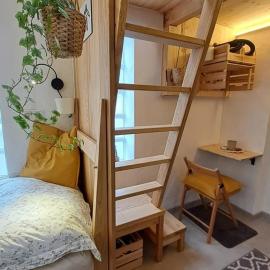 NaturAuszeit - Tinyhäuser im Weinviertel, hotel a Kleinstelzendorf