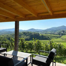 Wooden Cottage Baznik with Hot Tub