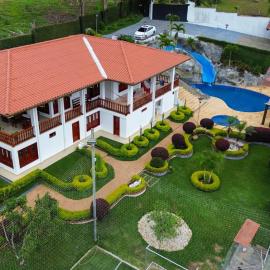 VILLA ORION piscina y discoteca PRIVADA K18, Hotel in Cali