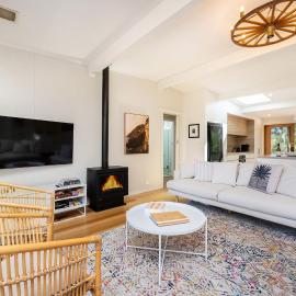 Arlo Beach House - Beachside, Pet Friendly, Fireplace, hotel en Somers