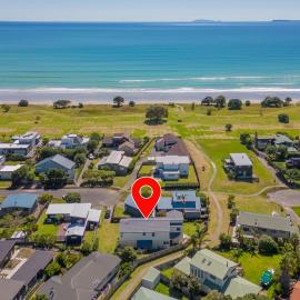 Seaspray Retreat - Matarangi Holiday Home, Hotel in Whitianga