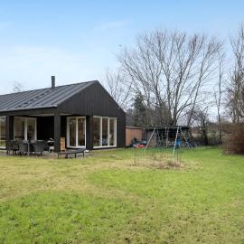 Beautiful Home In Fårevejle With Wifi, ξενοδοχείο σε Fårevejle