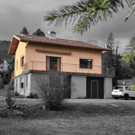 Appartement dans maison au calme、オヨナのホテル