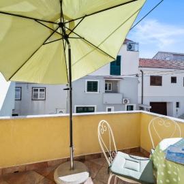 Lovely Apartment In Zaton With Wifi
