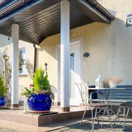 Nice Apartment In Sarbinowo With Wifi, hotel in Sarbinowo