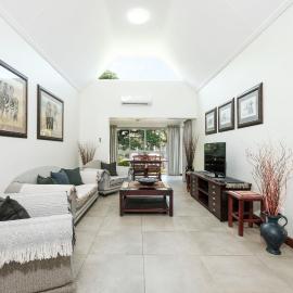 The Bridge 19 - Self Catering, hotel in St Lucia