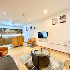 City Centre Apartment, Nr West Quay, Free Parking