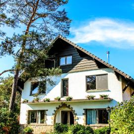 Villa Kakelbont Borgloon, Hotel in Borgloon