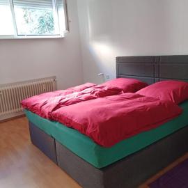Bei EDE & Helli, hotel en Klotten