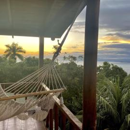 Mi Zaru Sea View Hotel Free Park Tour & Breakfast, hotel in Manuel Antonio
