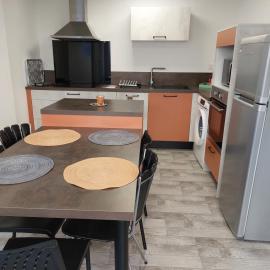 Agréable T2 50m2, hotel sa Aubin