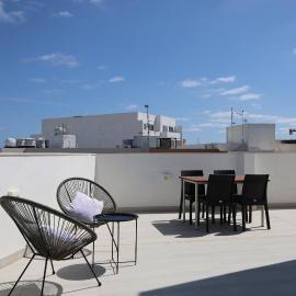 Cosy 1 BD Penthouse in Bugibba - Corner Terrace with Sea Views